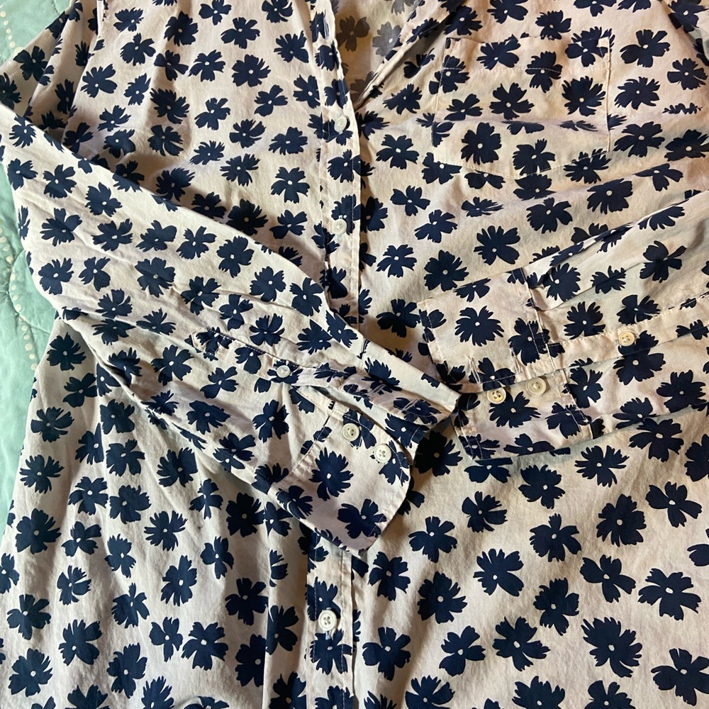 J. Crew Button Down Shirt size xl - Picture 2 of 6